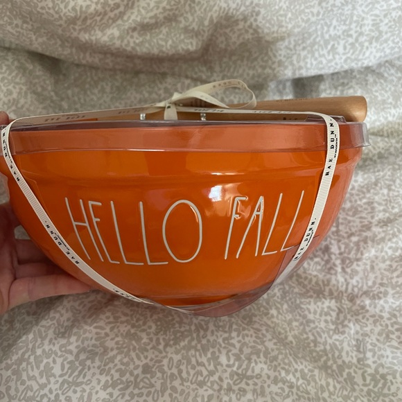 Rae Dunn Other - NWT, Rae Dunn HELLO FALL Mixing Bowl Set